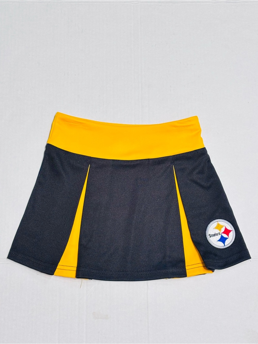 New w/o tag NFL Steelers Little Girls Black Gold Cheerleader Pleated Logo Skirt
